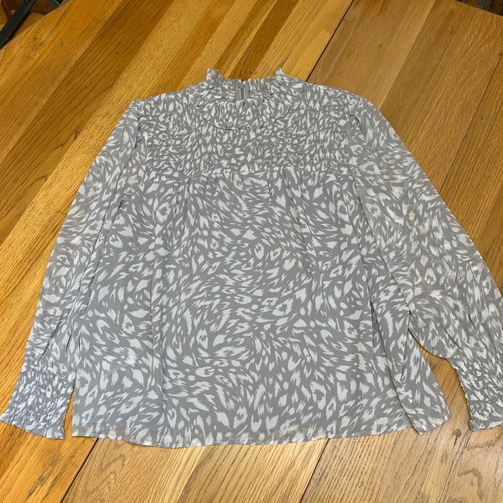 Ann Taylor Petite‎ Grey Abstract Animal Print Smocked Mock Neck Blouse Size XLP